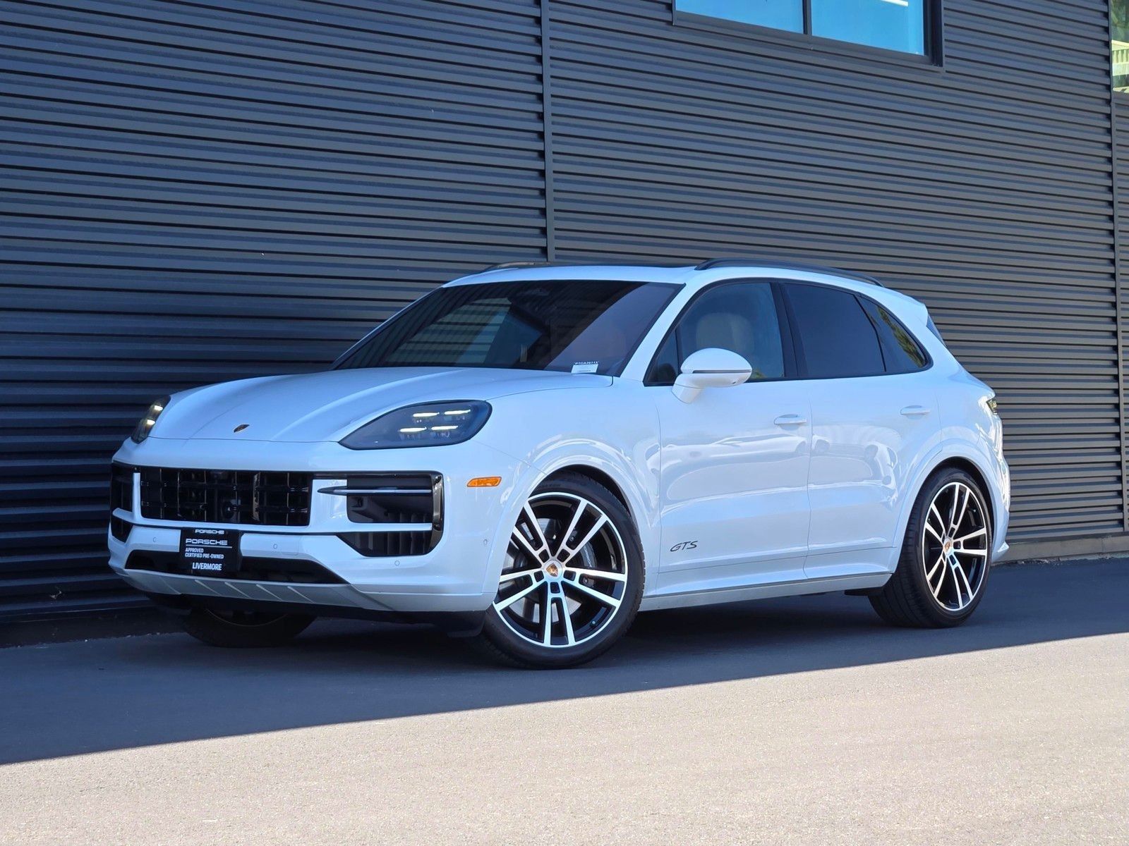 2026 Porsche Cayenne GTS — foto completa 1 de 27
