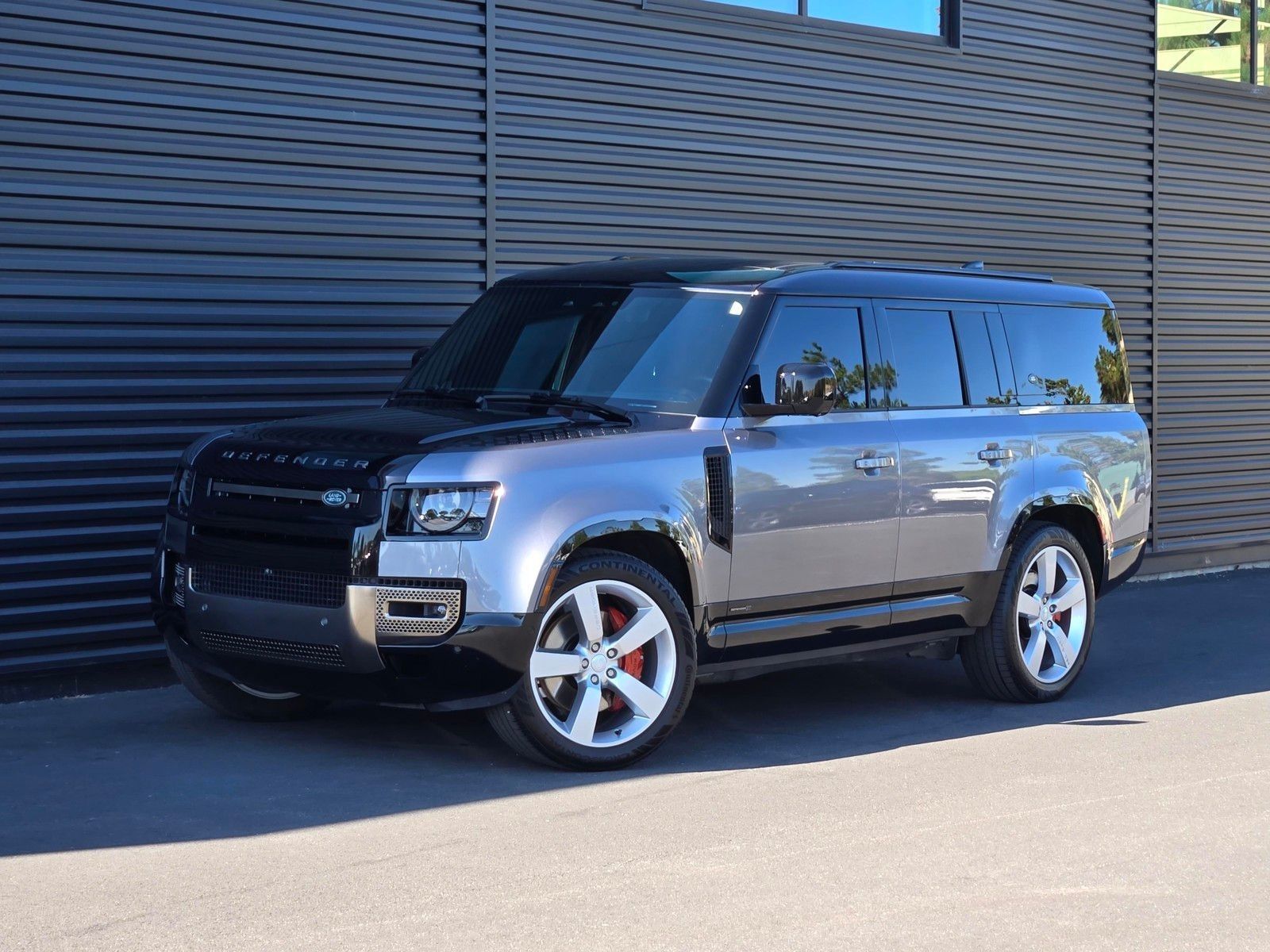 2024 Land Rover Defender 130 X — foto completa 1 de 45