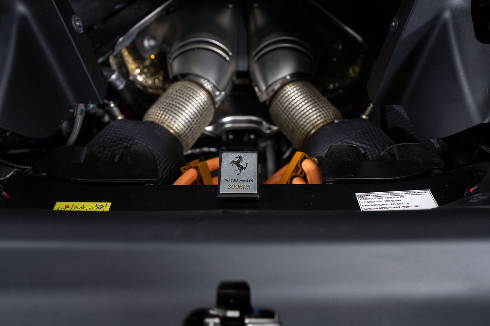 2024 Ferrari 296 GTS — full photo 22 of 46