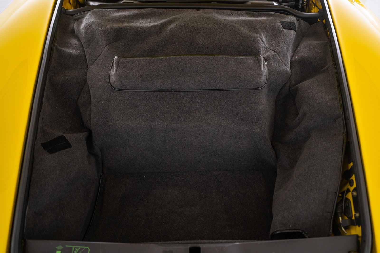 1996 Porsche 911 — full photo 37 of 45