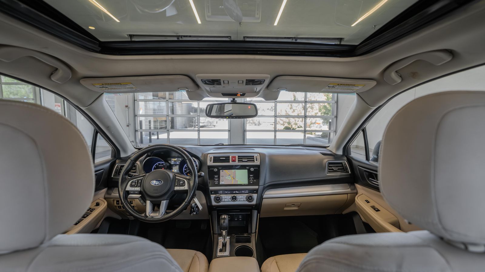 2015 Subaru Legacy 2.5i — foto completa 27 de 34