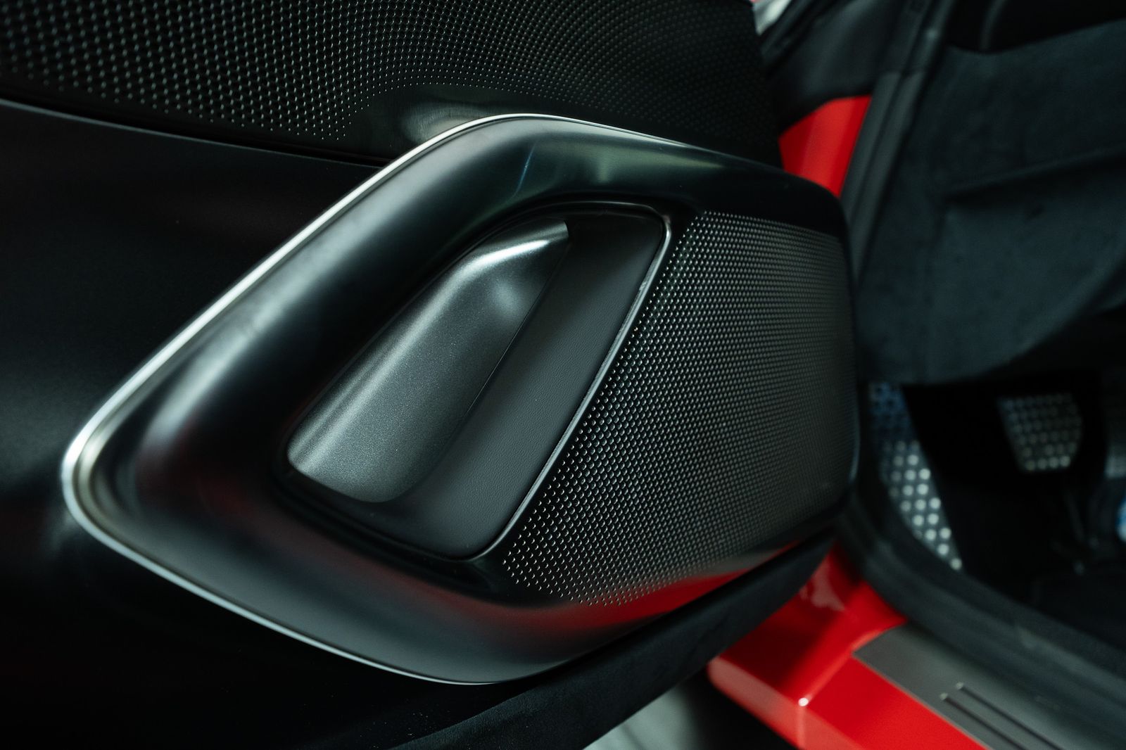 2025 Ferrari 12Cilindri — foto completa 32 de 51