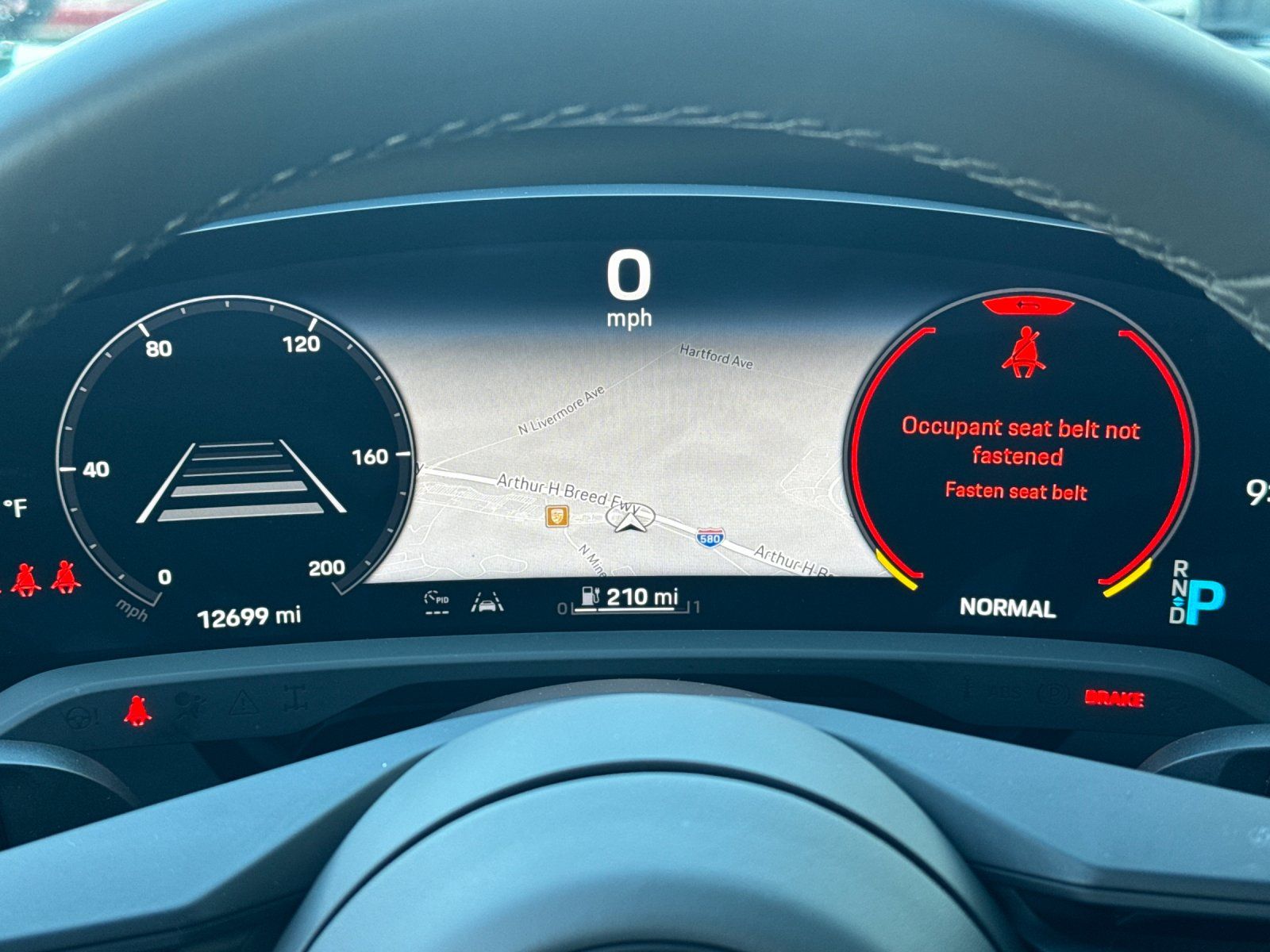 2024 Porsche Taycan 4S — full photo 24 of 29