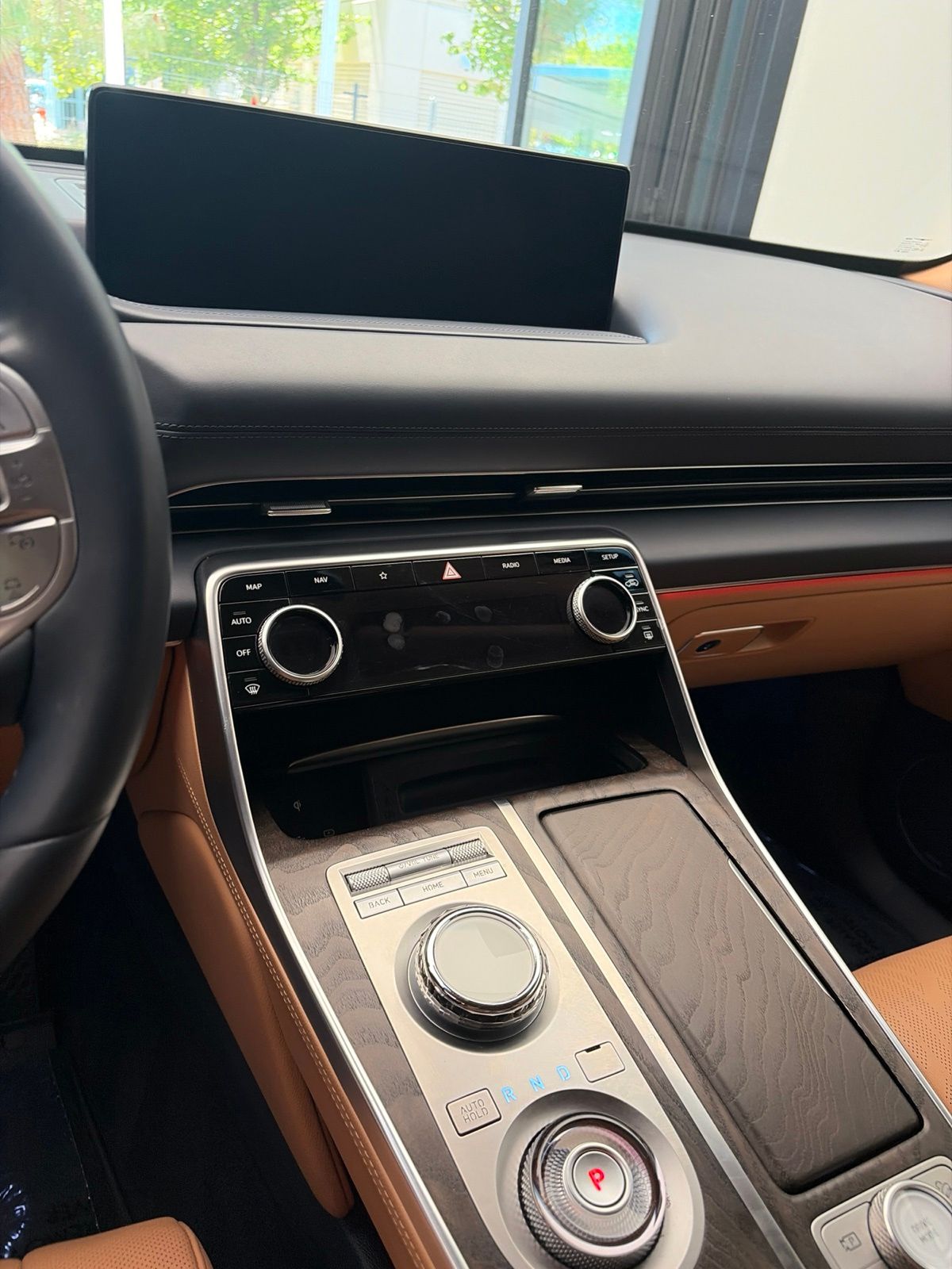 2024 Genesis GV80 2.5T — foto completa 10 de 10