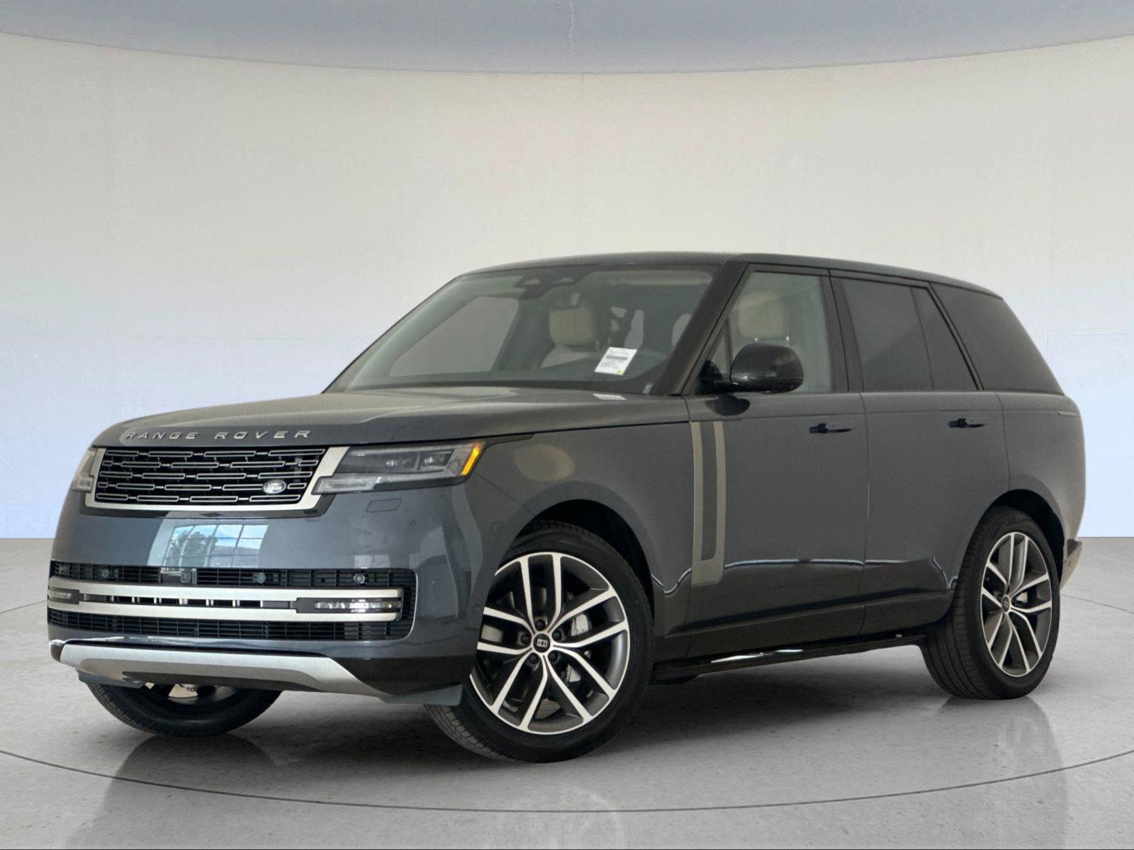2027 Land Rover Range Rover SE — photo 1 of 27