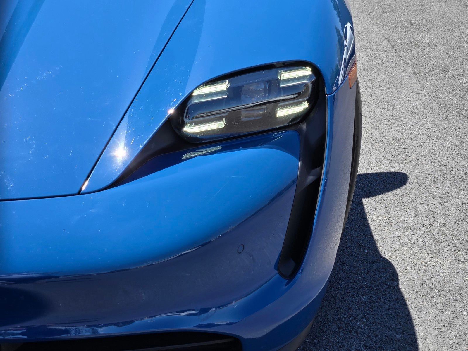2023 Porsche Taycan Base — full photo 12 of 27