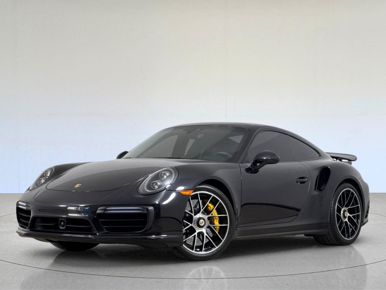 2019 Porsche 911 Turbo S — photo 1 of 28