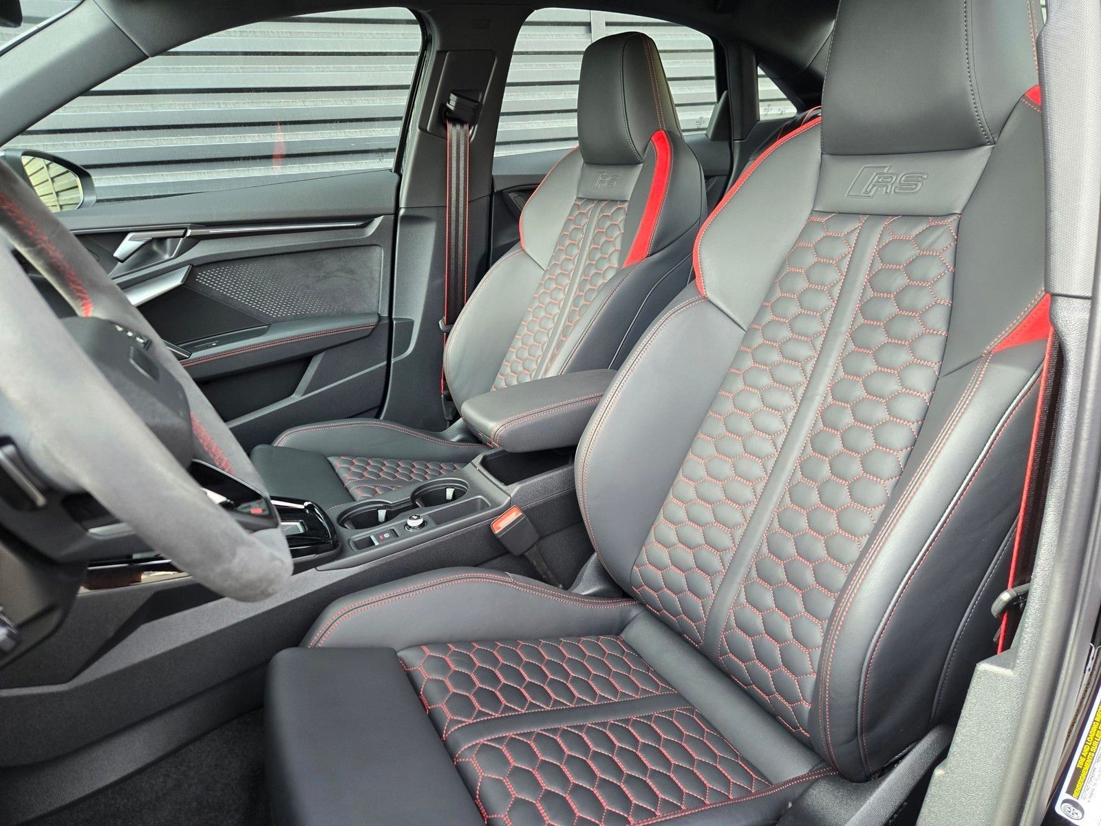 2025 Audi RS 3 2.5T — full photo 19 of 45