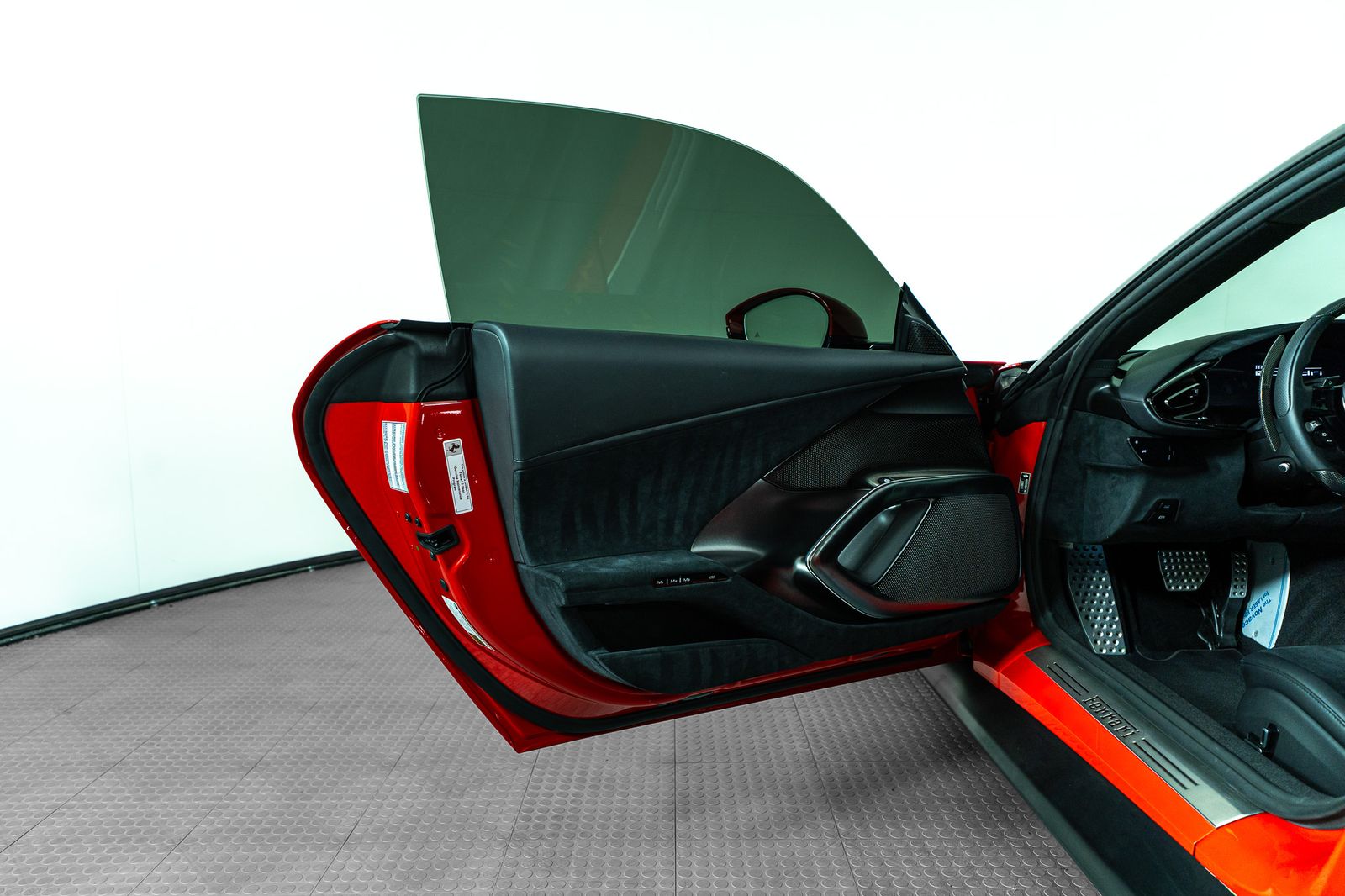 2025 Ferrari 12Cilindri — foto completa 26 de 51