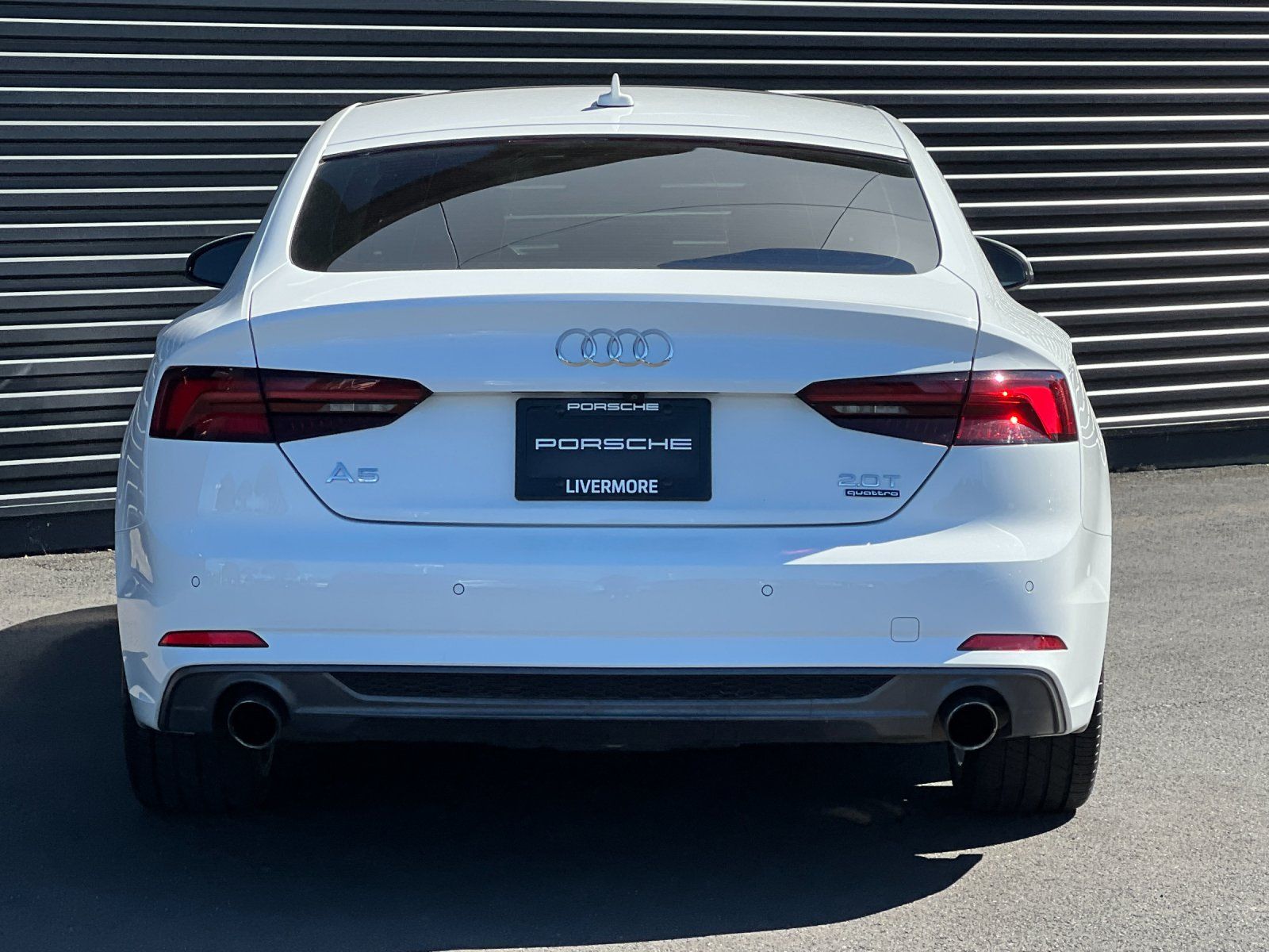 2018 Audi A5 2.0T Premium Plus — foto completa 8 de 29