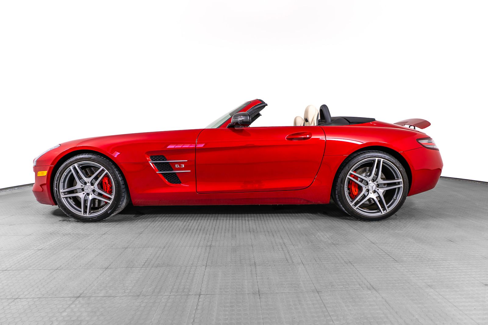 2012 Mercedes-Benz SLS AMG® — full photo 2 of 58