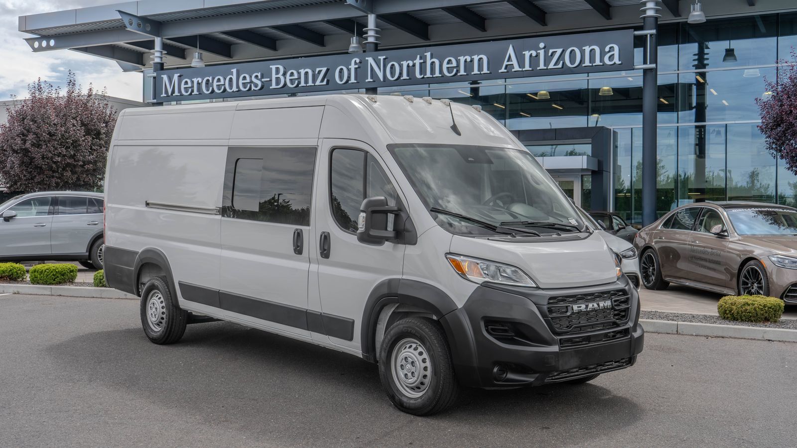 2024 Ram ProMaster 3500 High Roof — foto completa 1 de 37