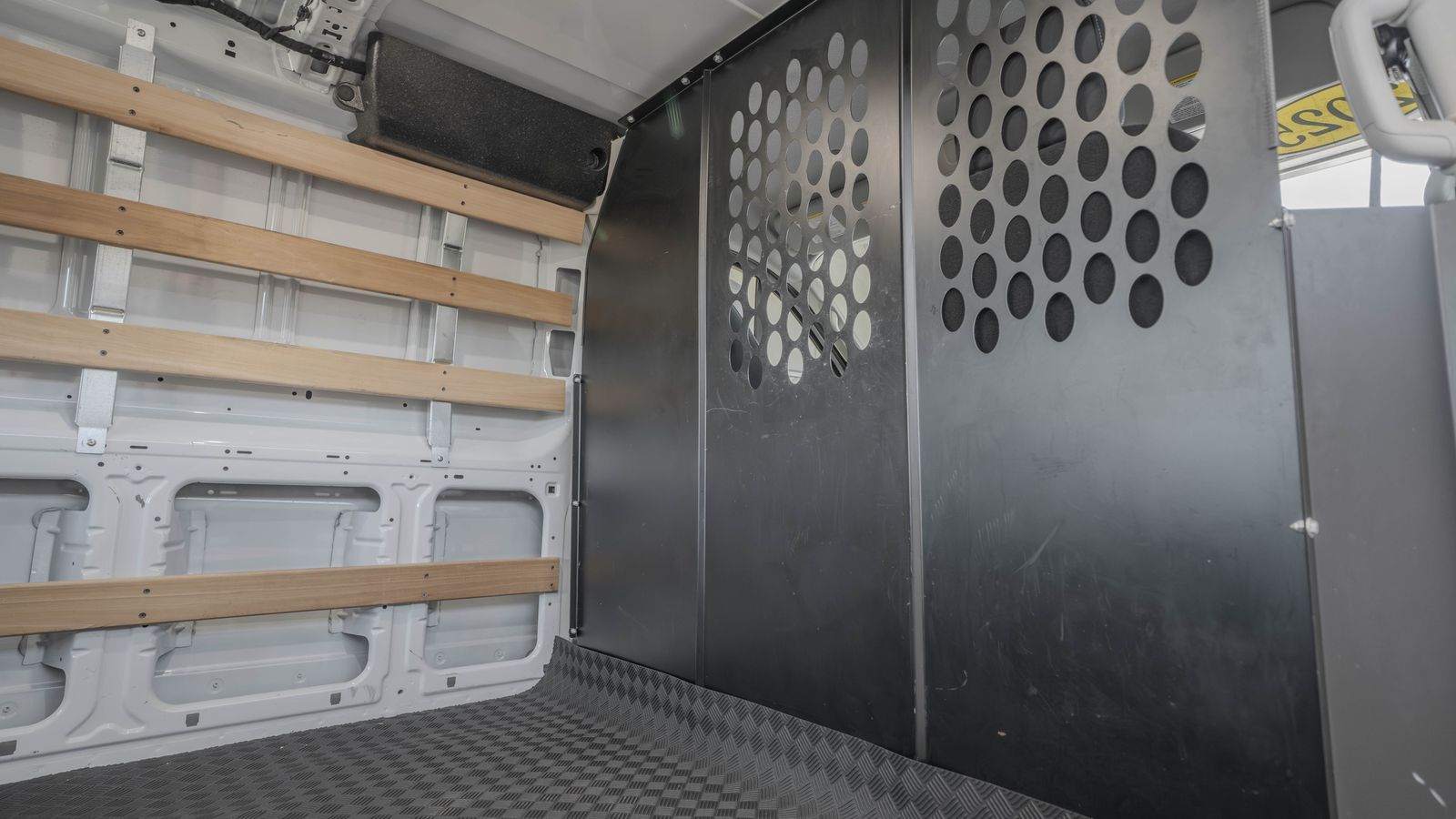 2025 Ford Transit-250 Base — full photo 24 of 31