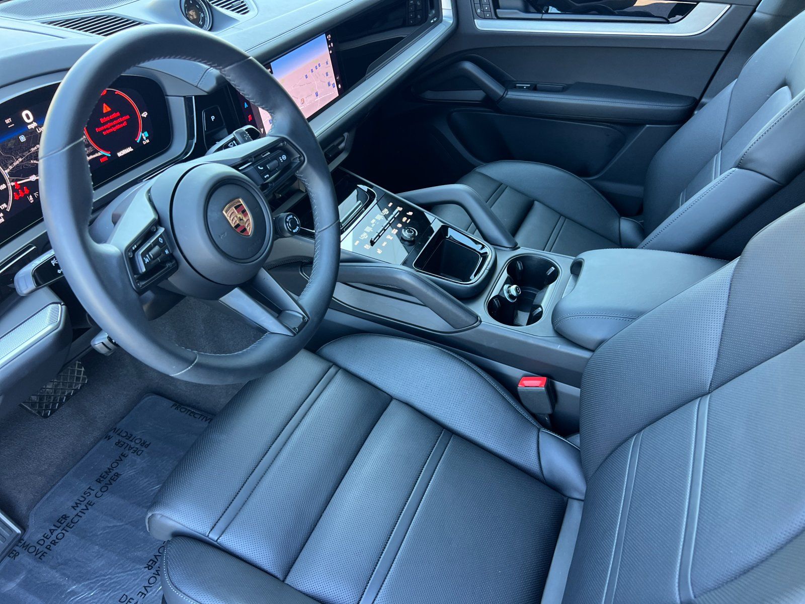2026 Porsche Cayenne Coupe Base — full photo 4 of 30