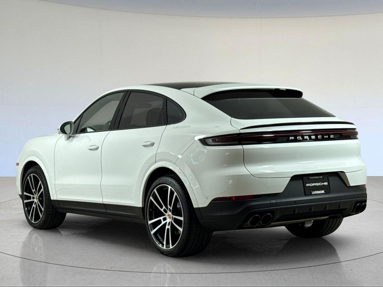 2026 Porsche Cayenne Coupe Base — full photo 3 of 30