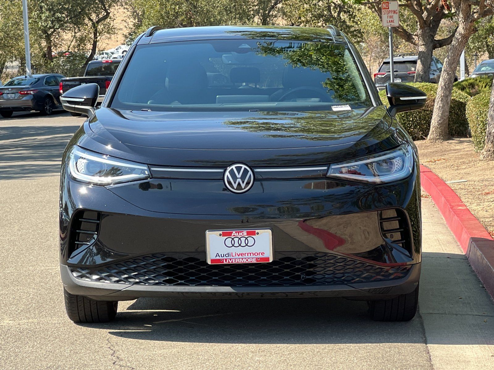 2023 Volkswagen ID.4 S — full photo 9 of 29