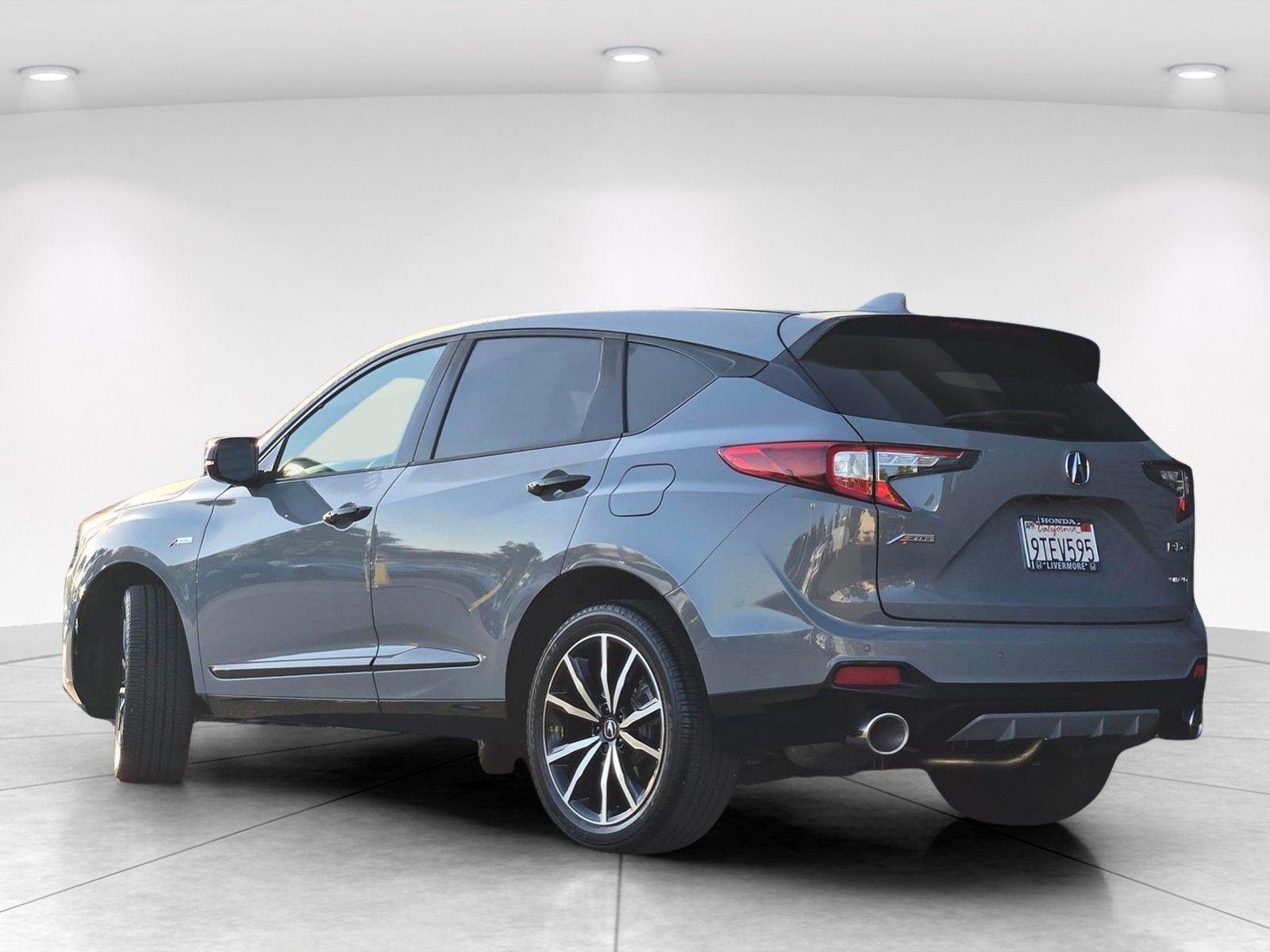 2025 Acura RDX A-Spec Advance Package — full photo 6 of 28