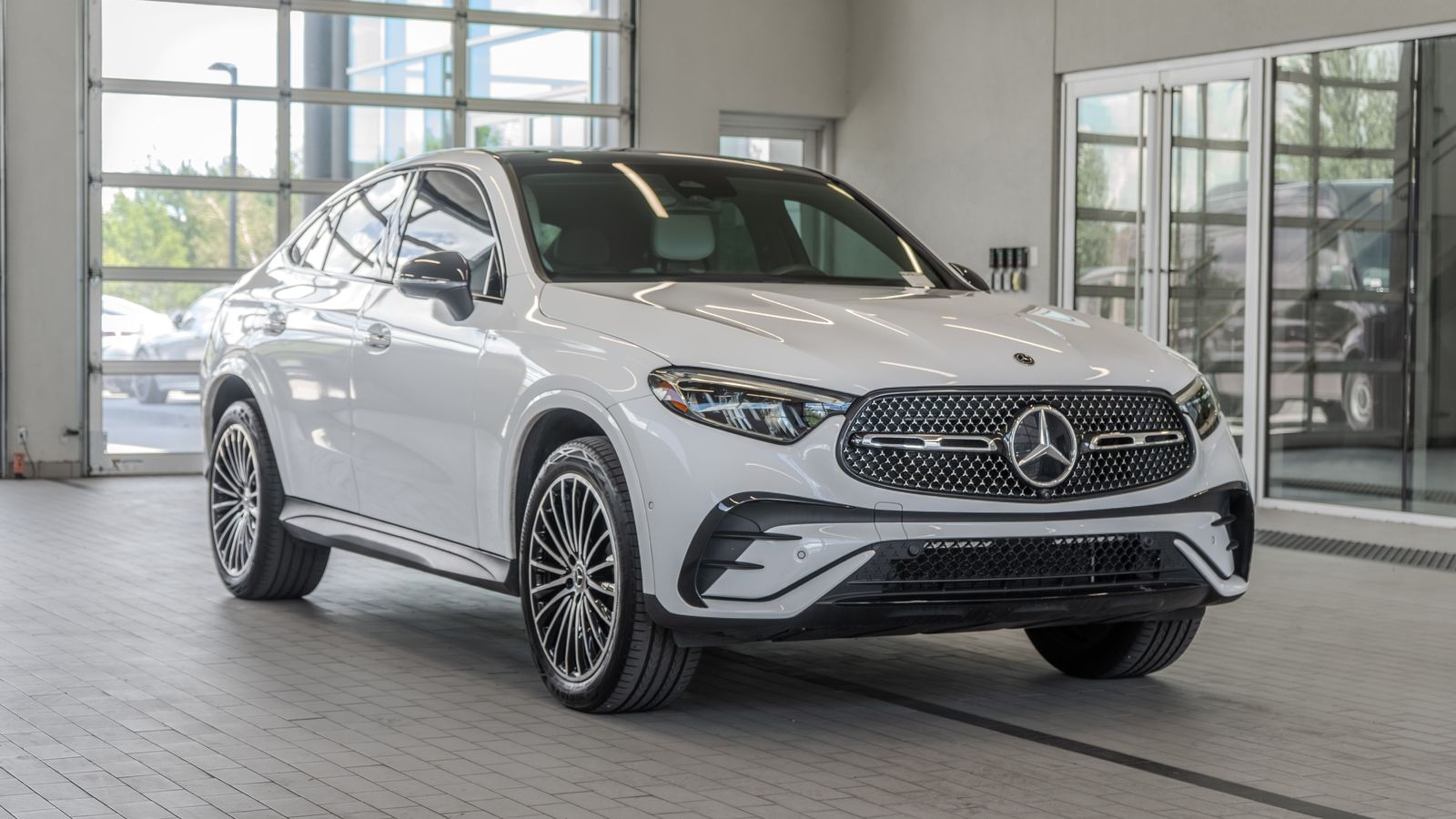 2024 Mercedes-Benz GLC GLC 300 Coupe — foto completa 21 de 35