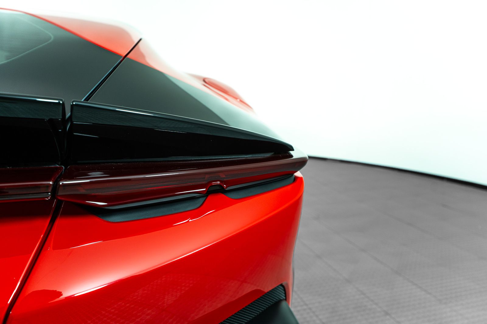 2025 Ferrari 12Cilindri — foto completa 24 de 51
