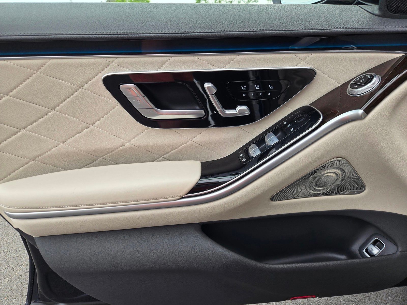 2024 Mercedes-Benz S-Class S 580 — full photo 17 of 45