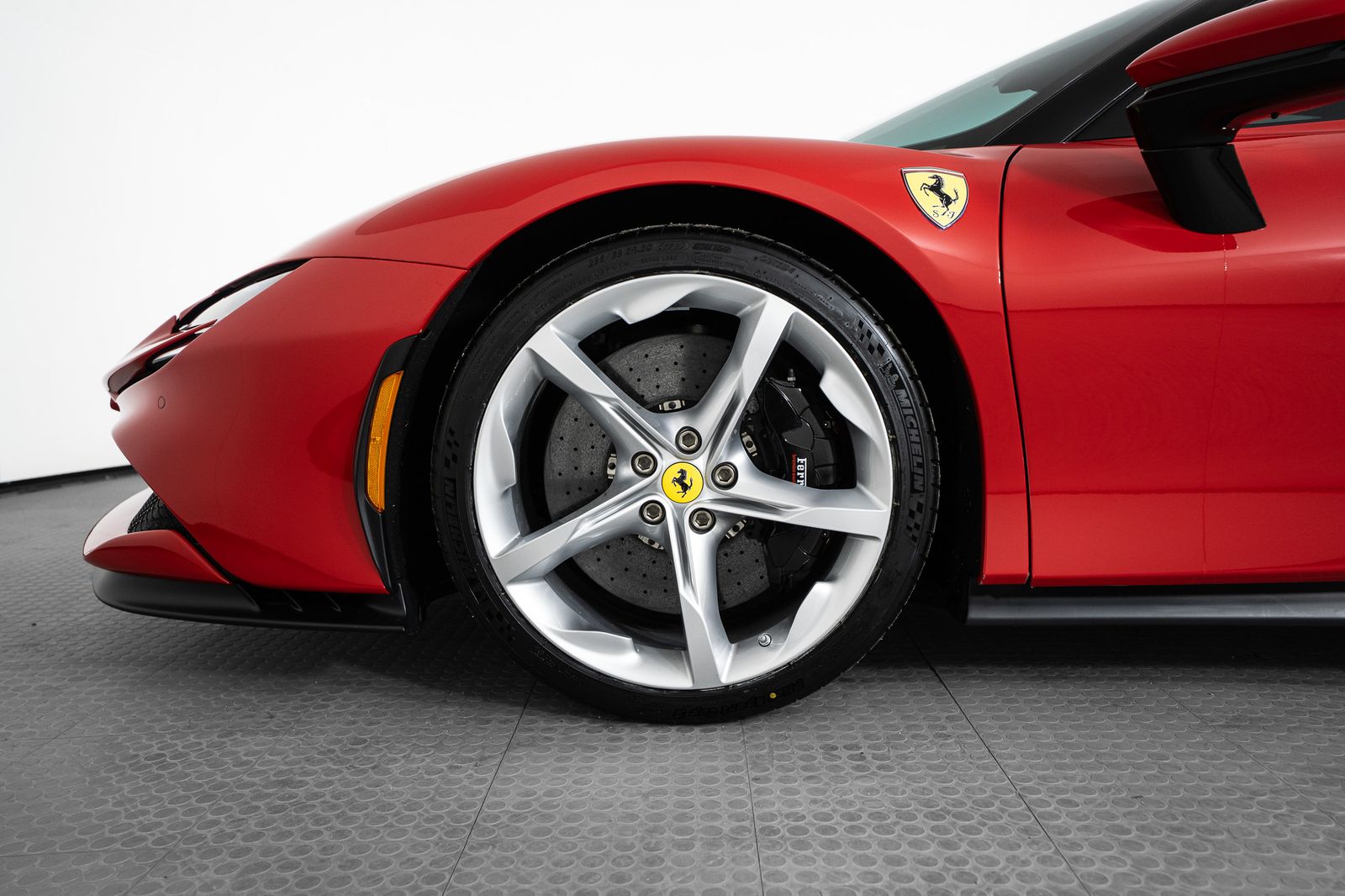 2021 Ferrari SF90 Stradale — full photo 9 of 38