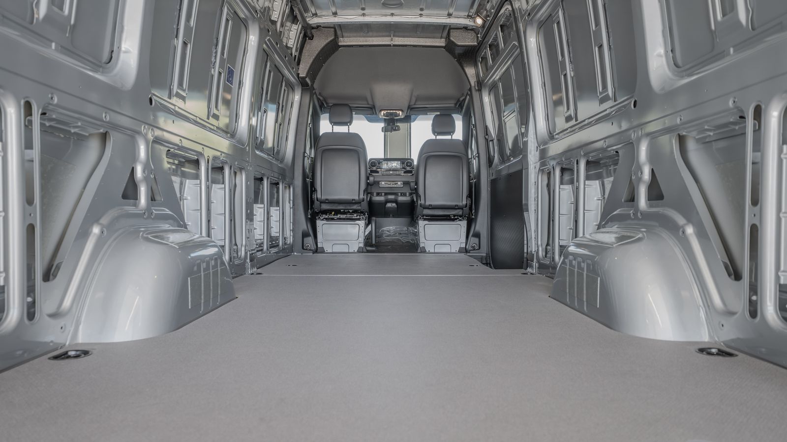 2025 Mercedes-Benz Sprinter 2500 Cargo 170 WB — full photo 35 of 36
