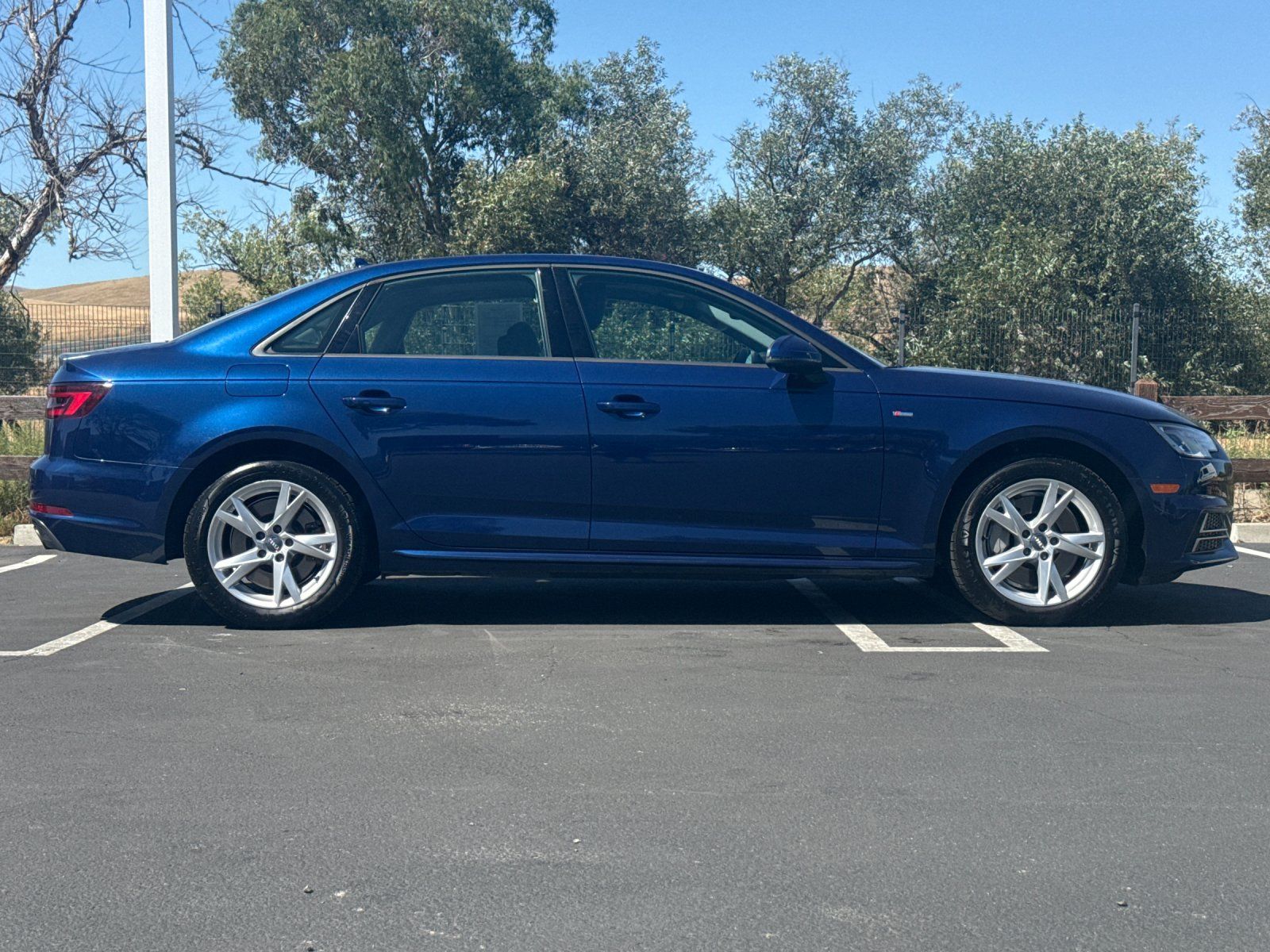 2018 Audi A4 2.0T Premium — full photo 6 of 26