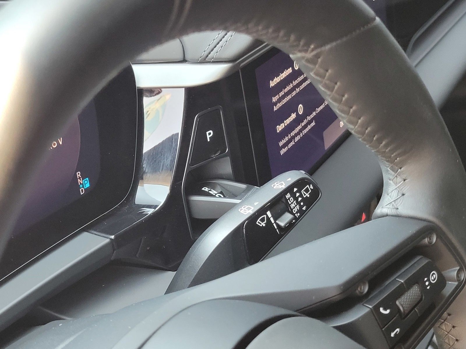 2025 Porsche Macan Electric Base — foto completa 22 de 28