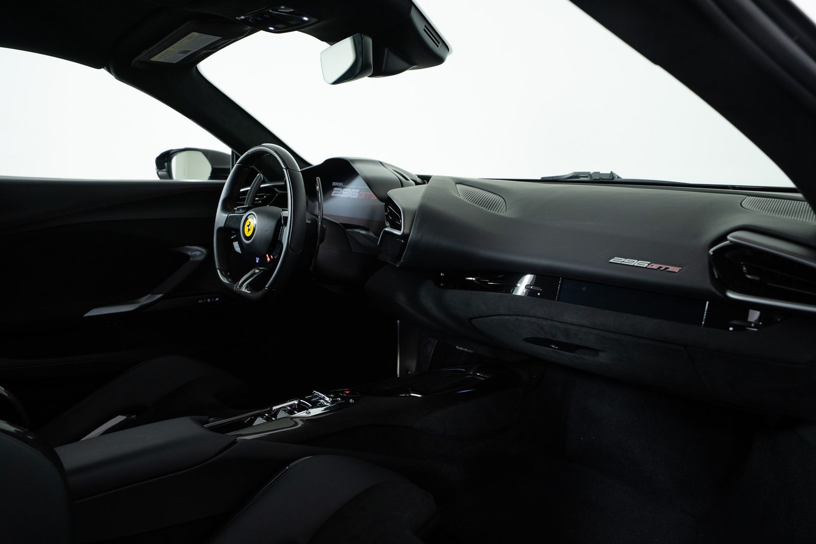 2024 Ferrari 296 GTS — full photo 39 of 45
