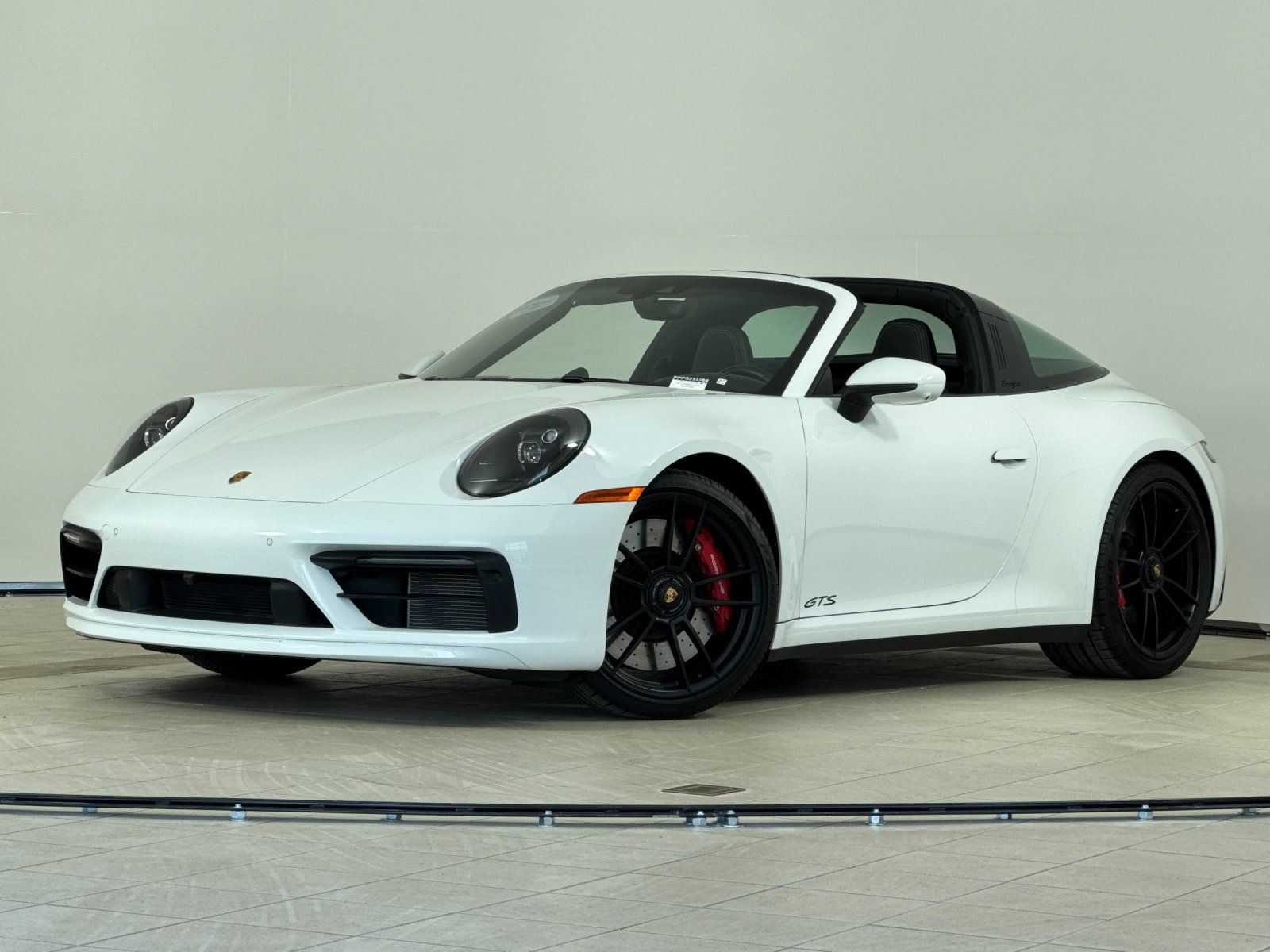 2023 Porsche 911 Targa 4 GTS — full photo 1 of 29