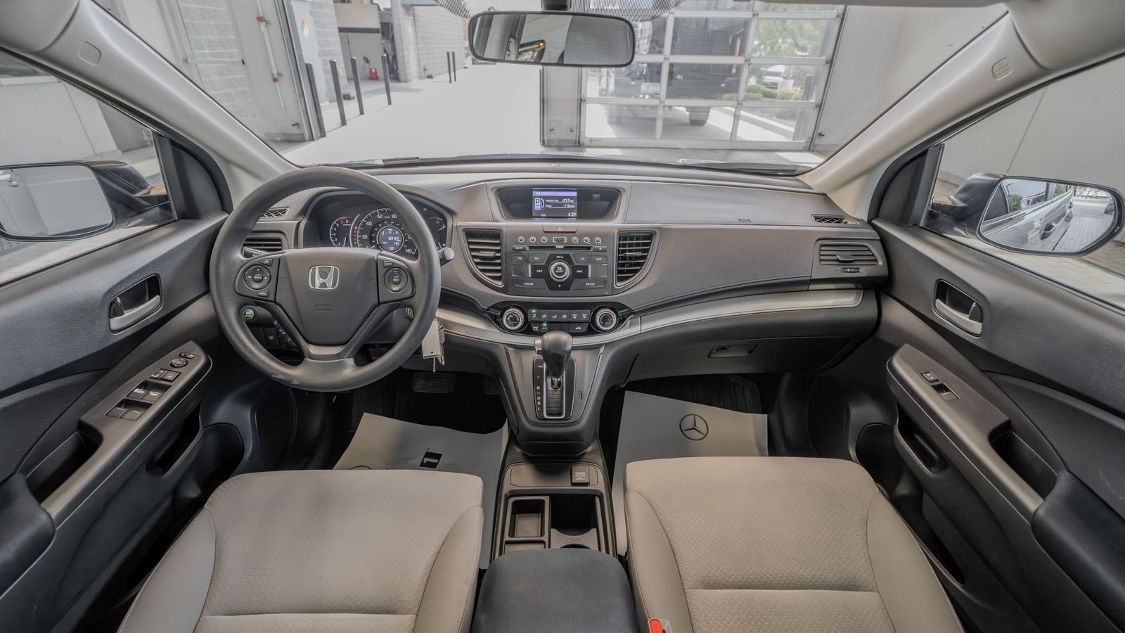 2016 Honda CR-V LX — foto completa 8 de 31