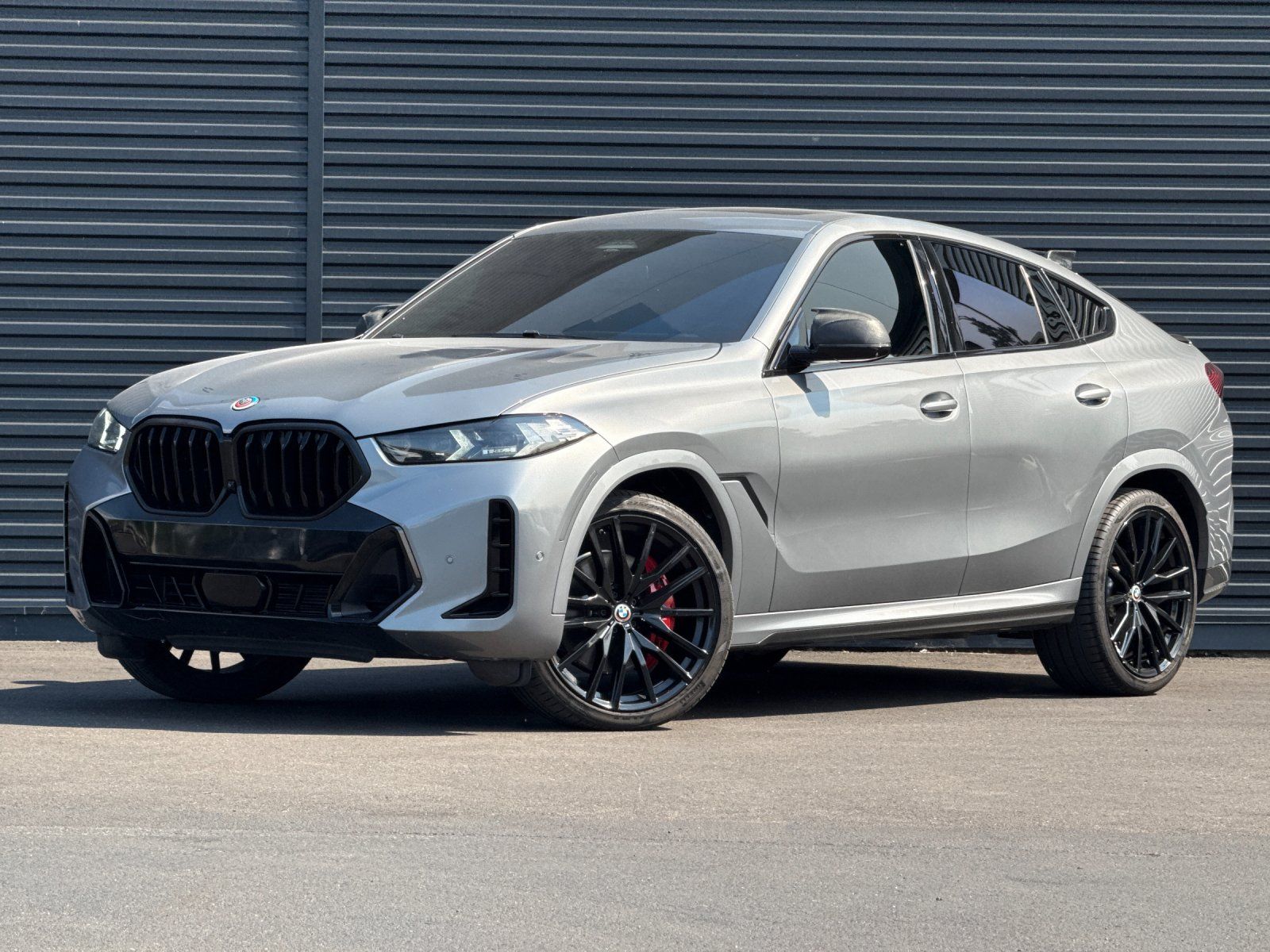 2024 BMW X6 xDrive40i — foto completa 1 de 29