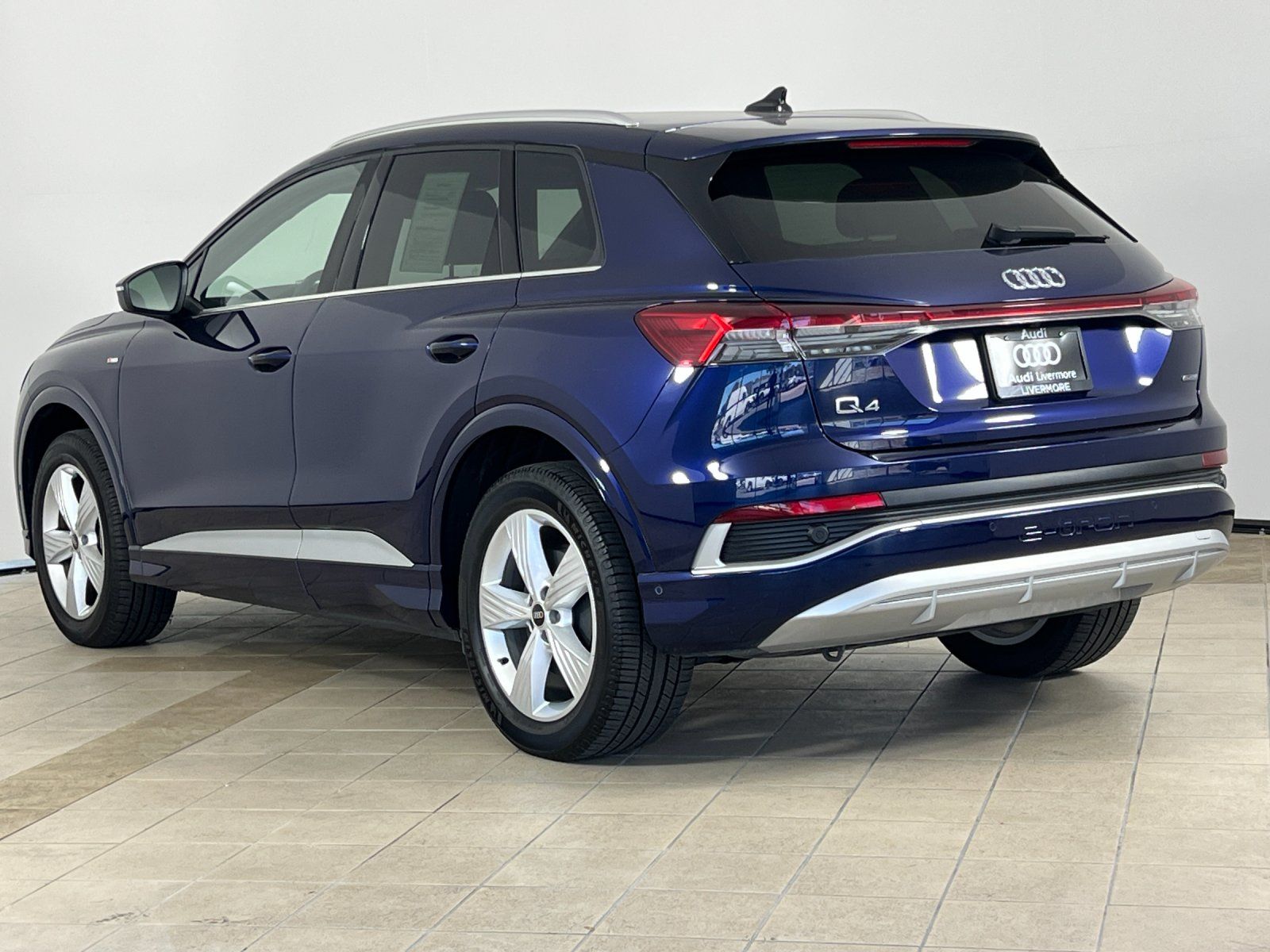 2023 Audi Q4 e-tron Premium Plus — full photo 4 of 29
