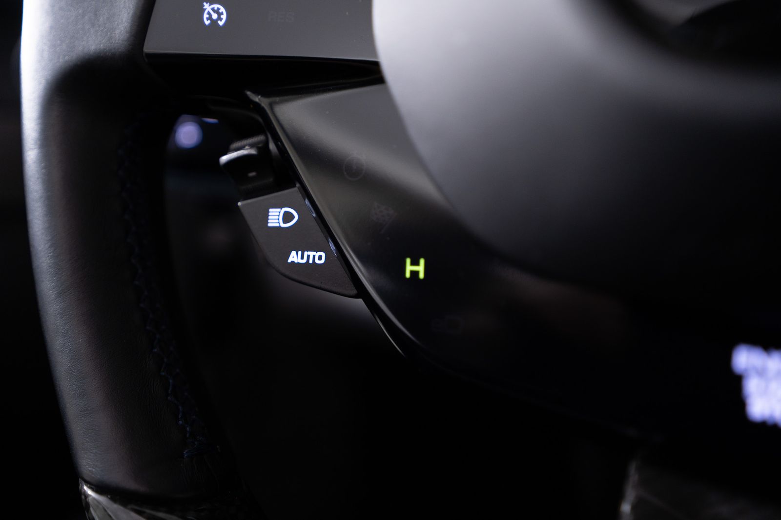 2023 Ferrari 296 GTS — full photo 33 of 51