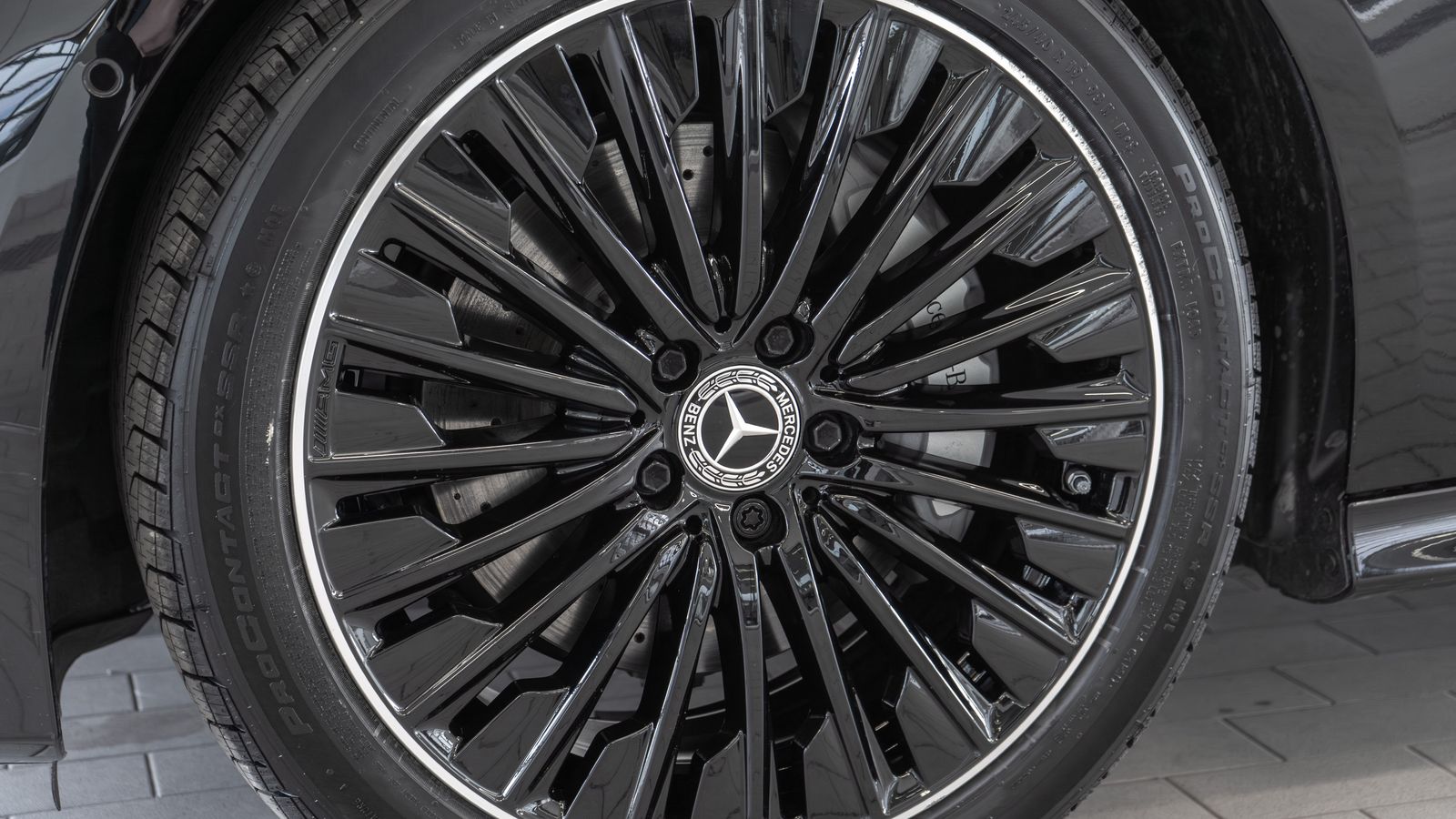 2025 Mercedes-Benz CLE CLE 300 — foto completa 27 de 37