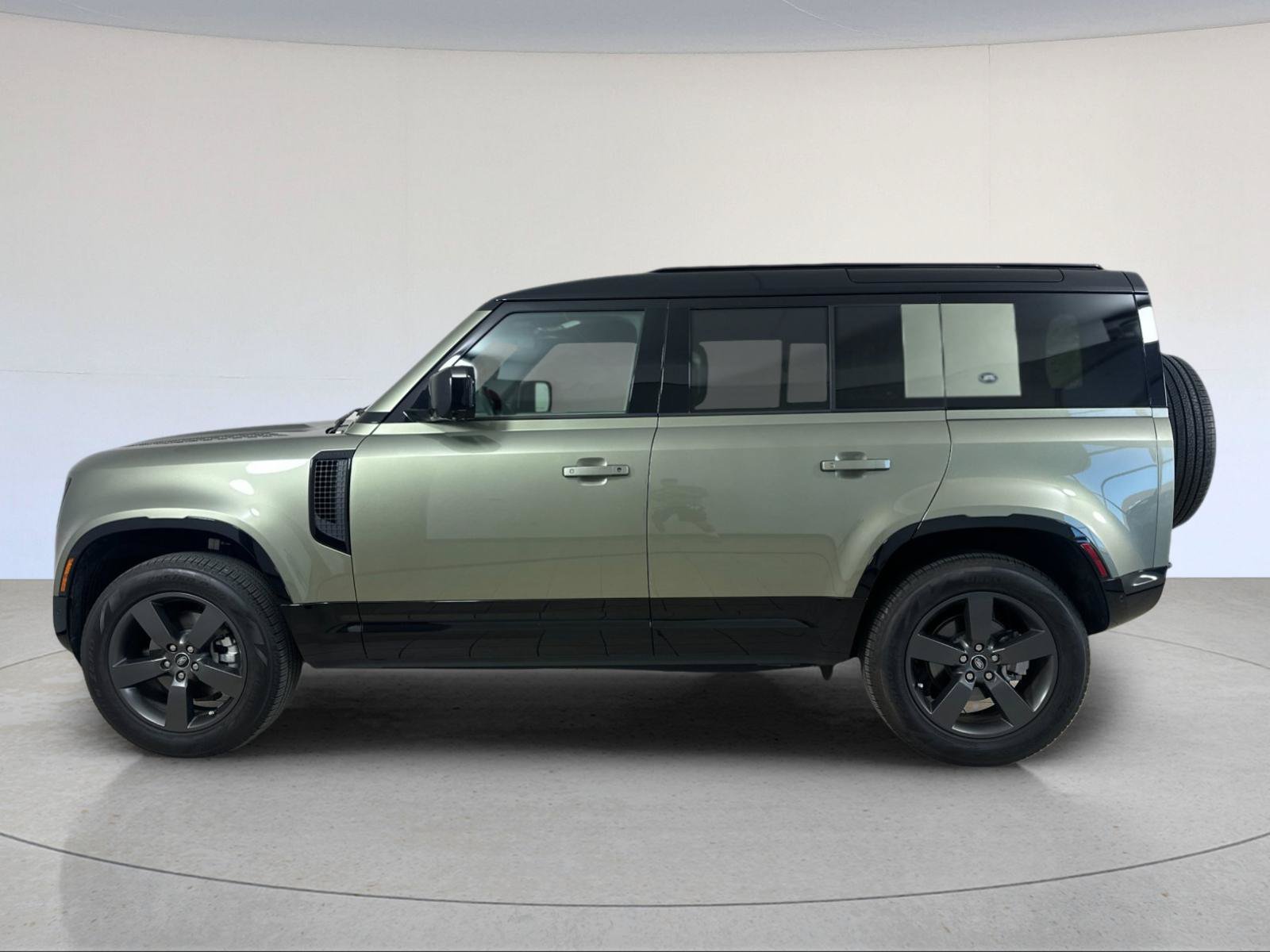 2023 Land Rover Defender 110 S — photo 1 of 16