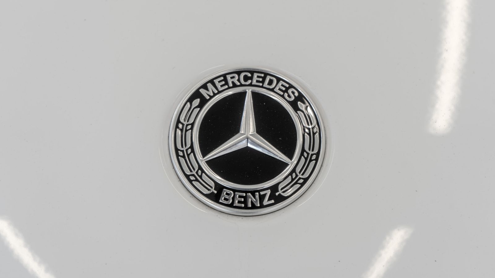 2024 Mercedes-Benz GLC GLC 300 — foto completa 5 de 33