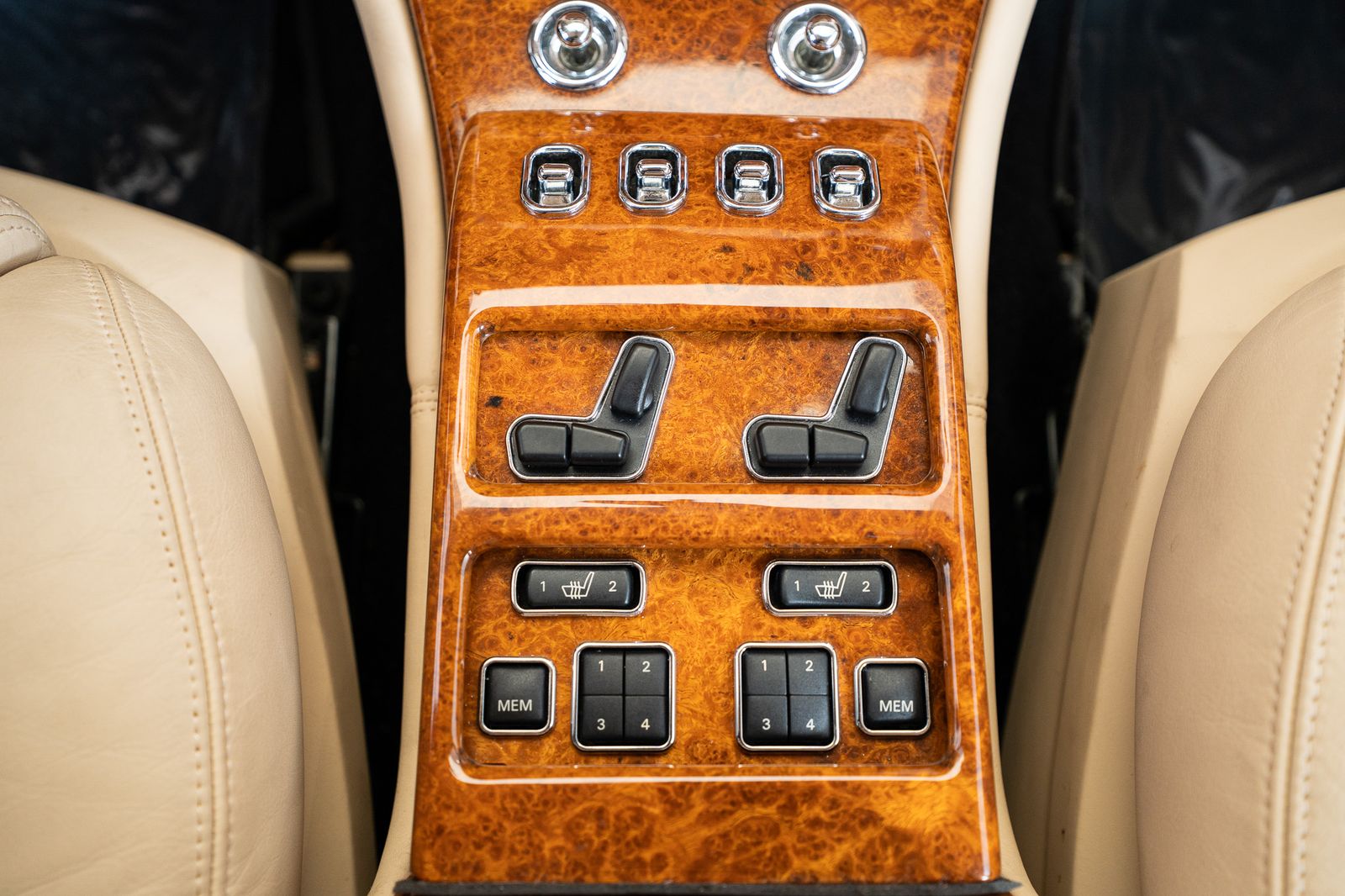 2002 Rolls-Royce Park Ward — foto completa 23 de 31
