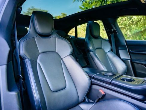 2021 Porsche Taycan Cross Turismo 4 — full photo 10 of 16