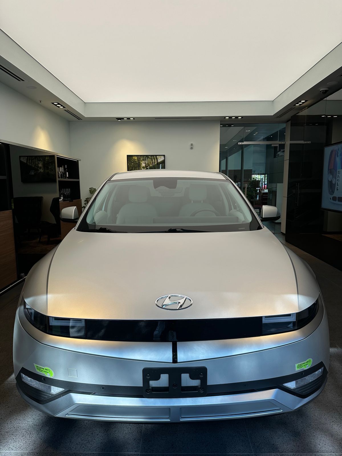 2023 Hyundai IONIQ 5 SEL — full photo 1 of 11