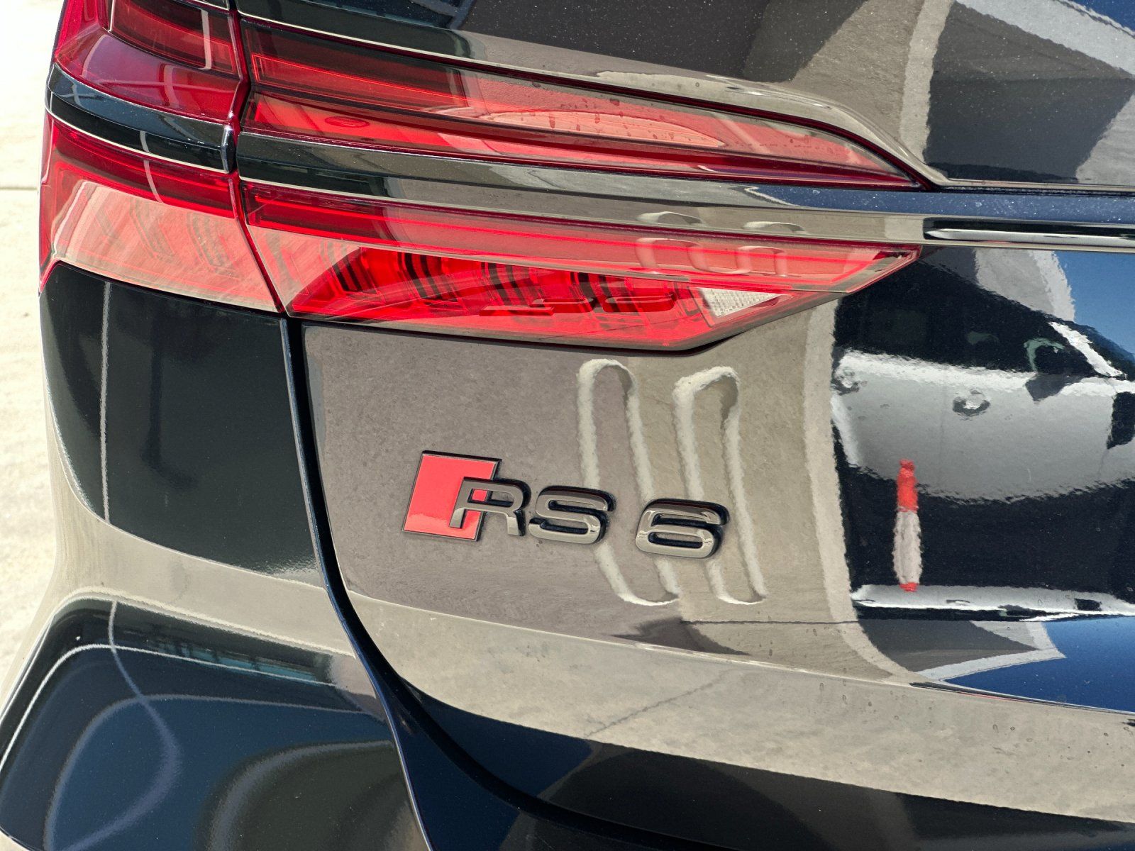 2022 Audi RS 6 4.2 — full photo 27 of 29