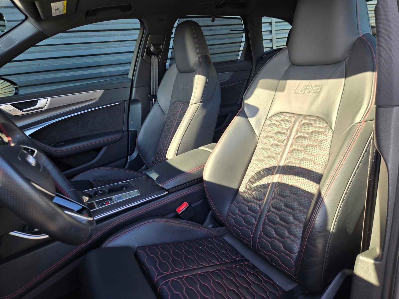 2021 Audi RS 6 4.2 — full photo 19 of 45