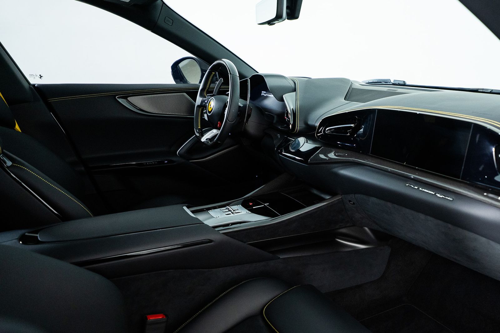 2025 Ferrari Purosangue — full photo 47 of 66
