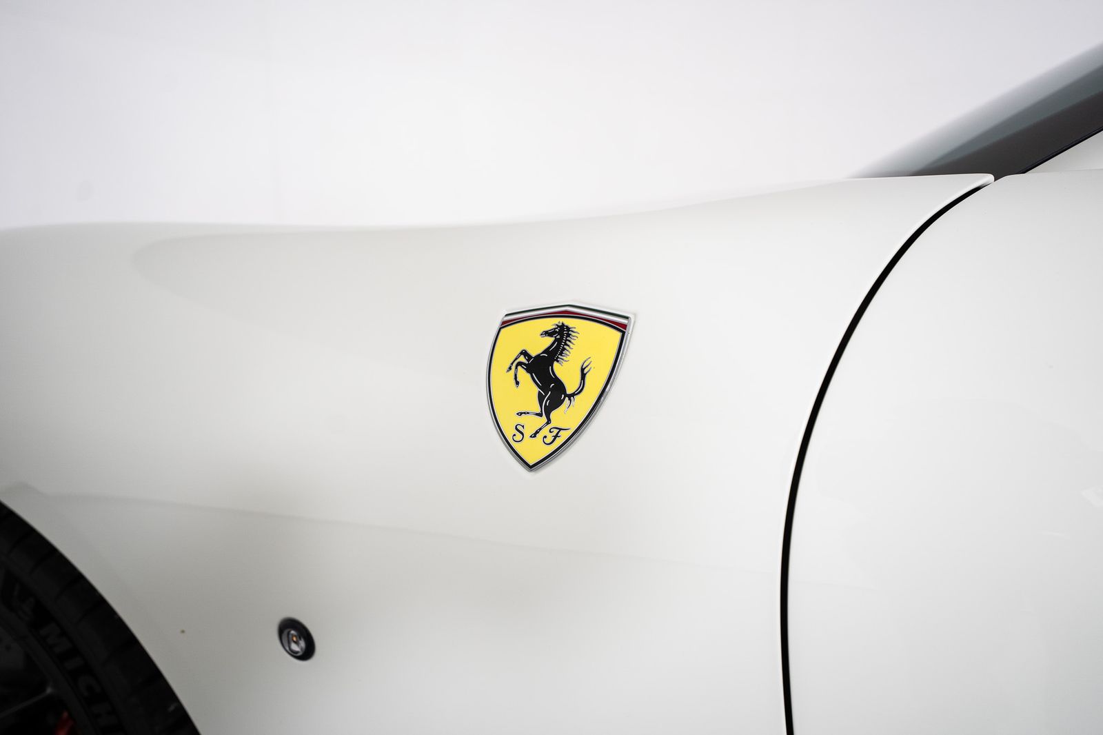 2025 Ferrari Roma Spider — full photo 10 of 51