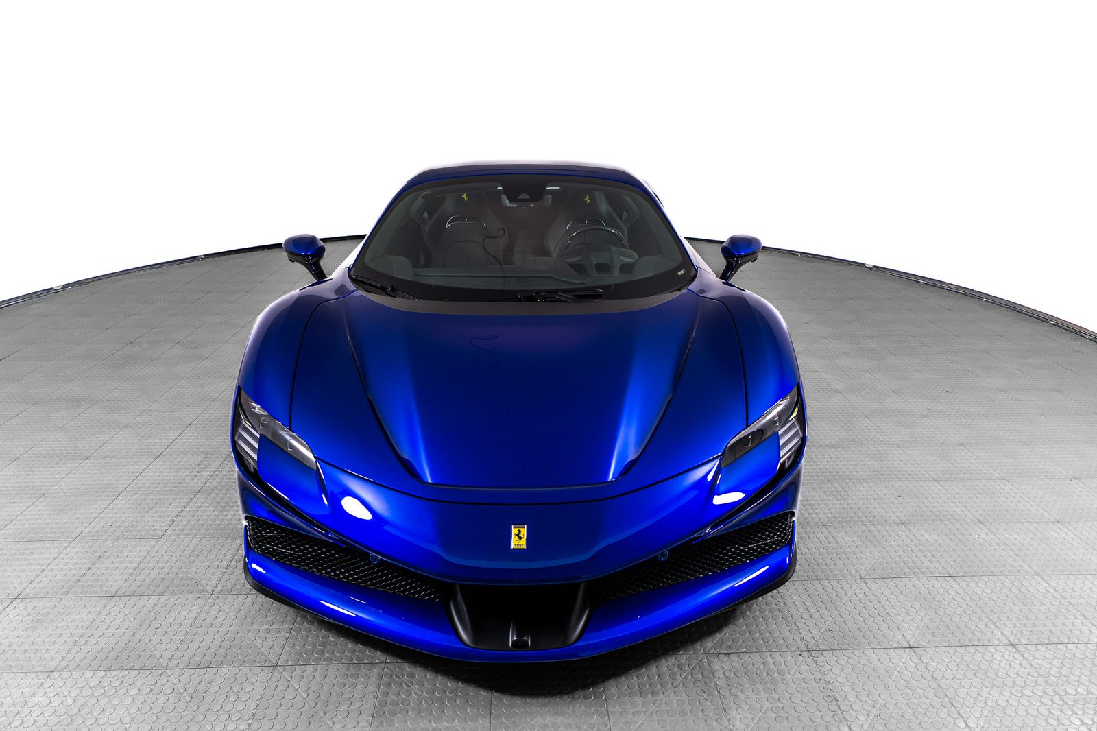 2025 Ferrari SF90 Spider — full photo 60 of 67