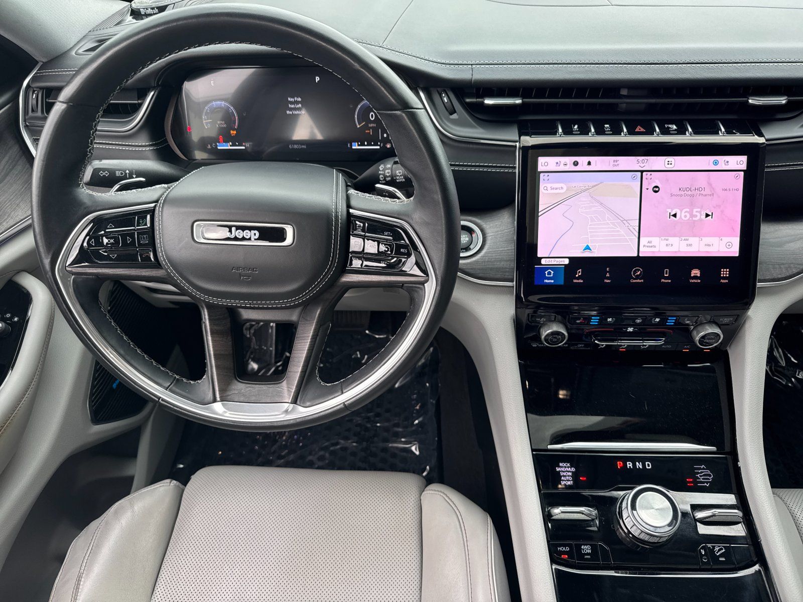2021 Jeep Grand Cherokee L Overland — foto completa 14 de 30