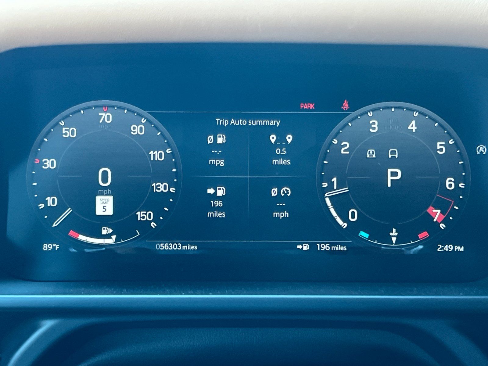 2023 Land Rover Defender 110 — foto completa 24 de 28