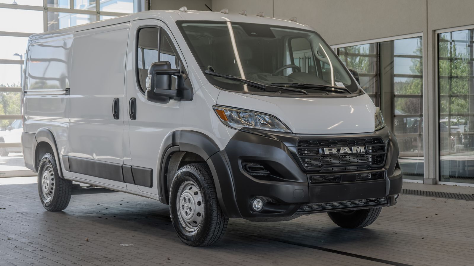 2025 Ram ProMaster 2500 Base — full photo 21 of 33