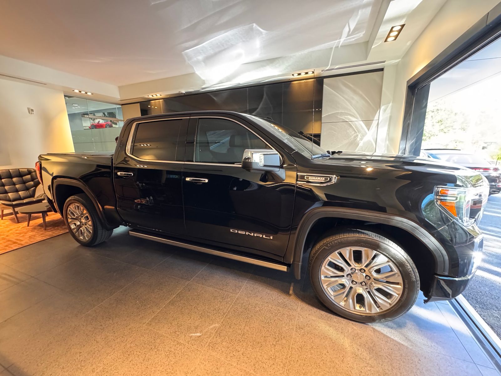 2021 GMC Sierra 1500 Denali — full photo 4 of 10