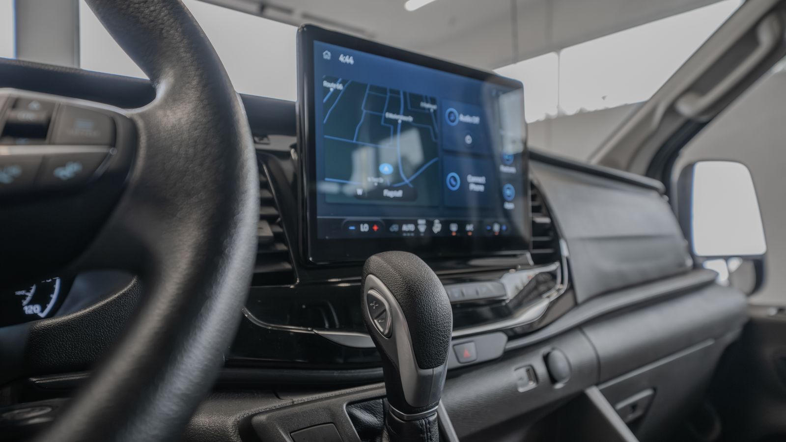 2024 Ford Transit-350 XLT — foto completa 34 de 35